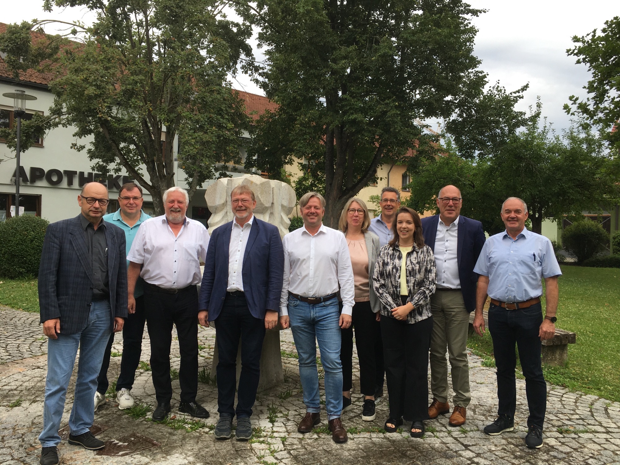 Die Vorstandschaft, Rechnungsprüfung und das Allianzmanagement der Kommunalen Allianz Main-Wein-Garten e.V. (Foto: Steven Gonska)